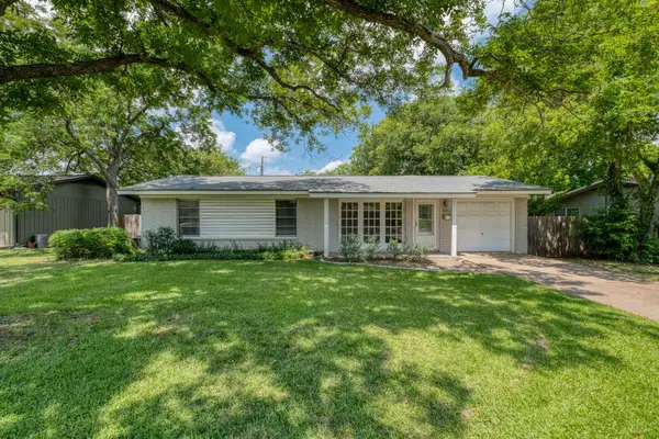 8202 Polar Dr, Austin, TX 78757