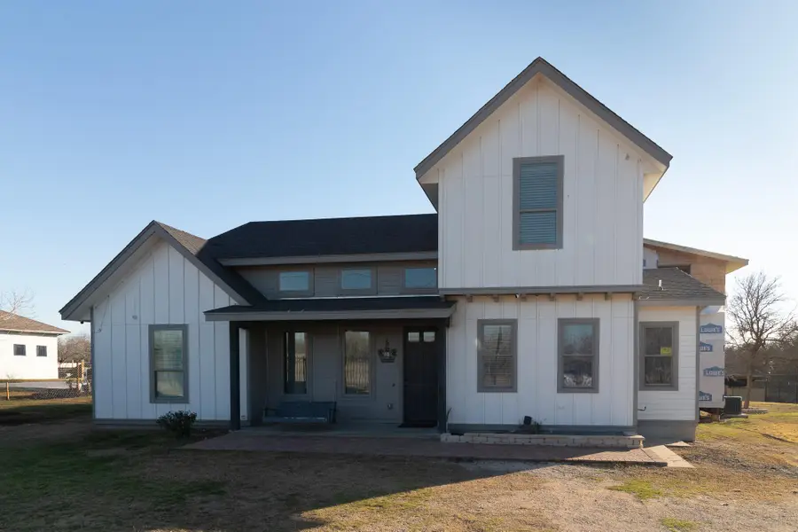 185 N Blushing Dr, Cedar Creek, TX 78612 - #2