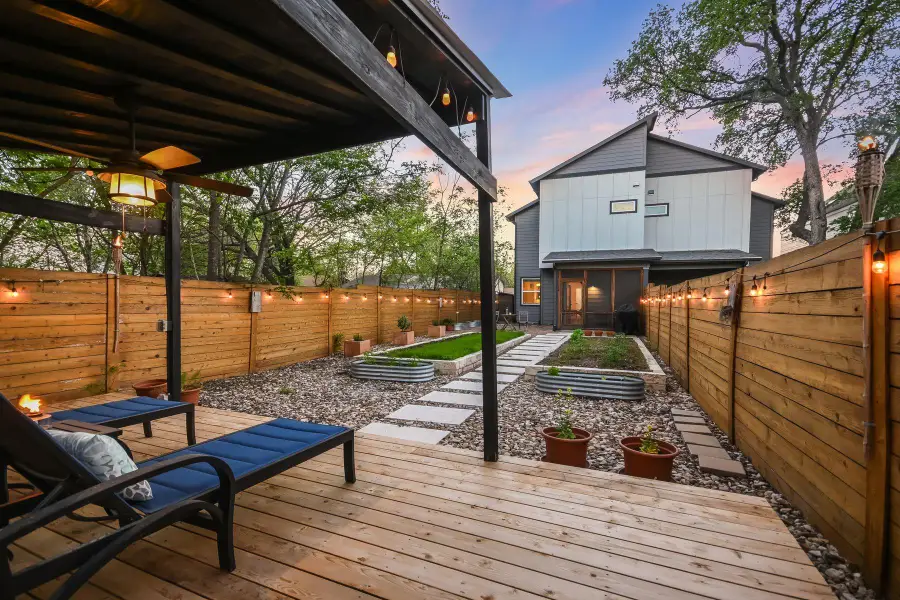 6310 Porter St #B, Austin, TX 78741 - #2