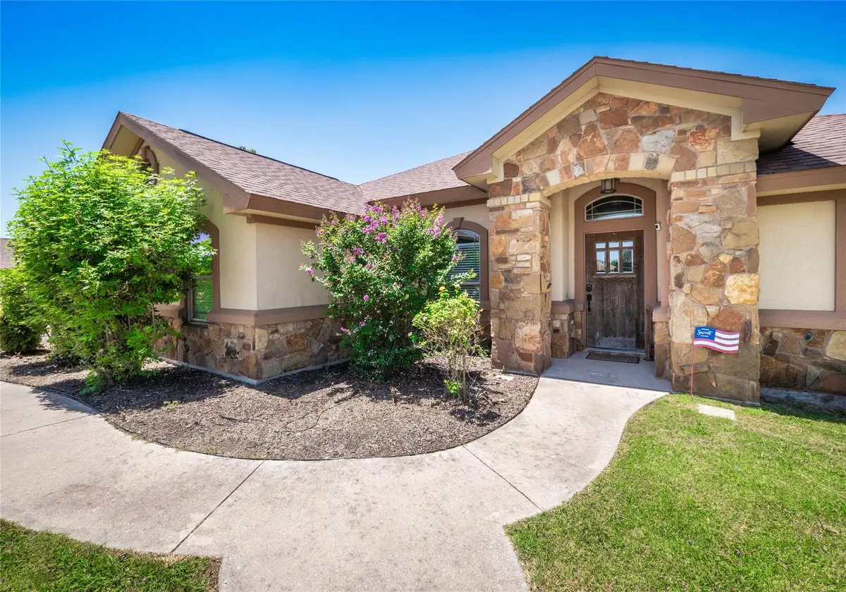 213 Sarahs Ln, Liberty Hill, TX 78642 - #1