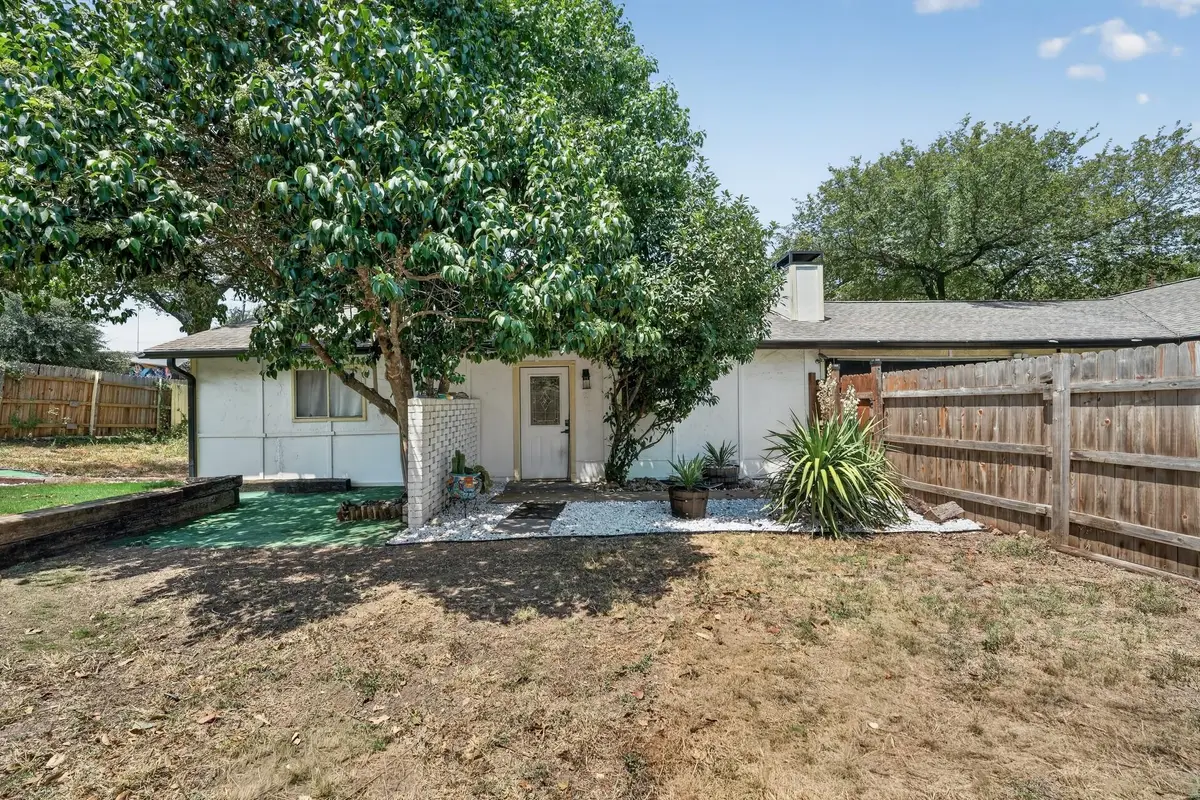 1628 Royal Hill Dr, Austin, TX 78741 - #1