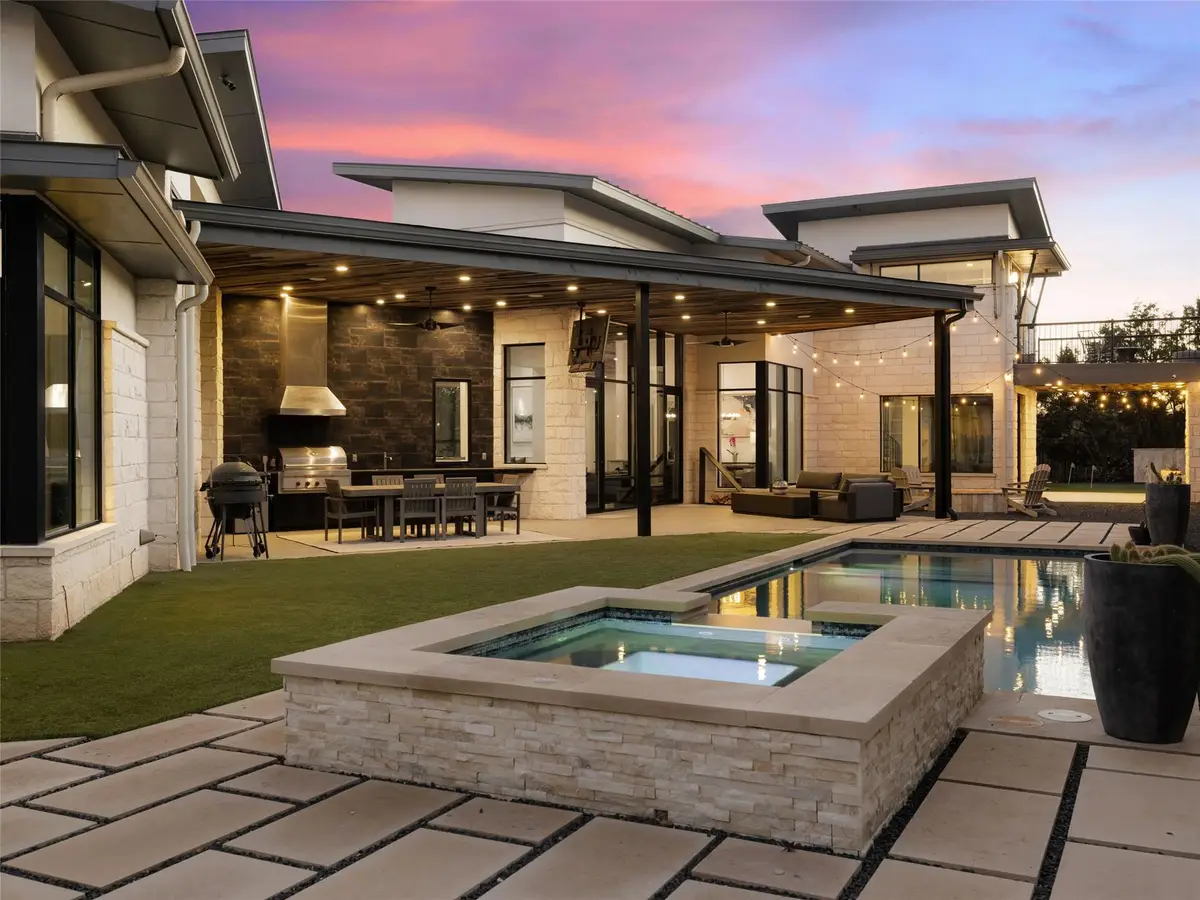 4220 Verano Dr, Austin, TX 78735 - Image #1