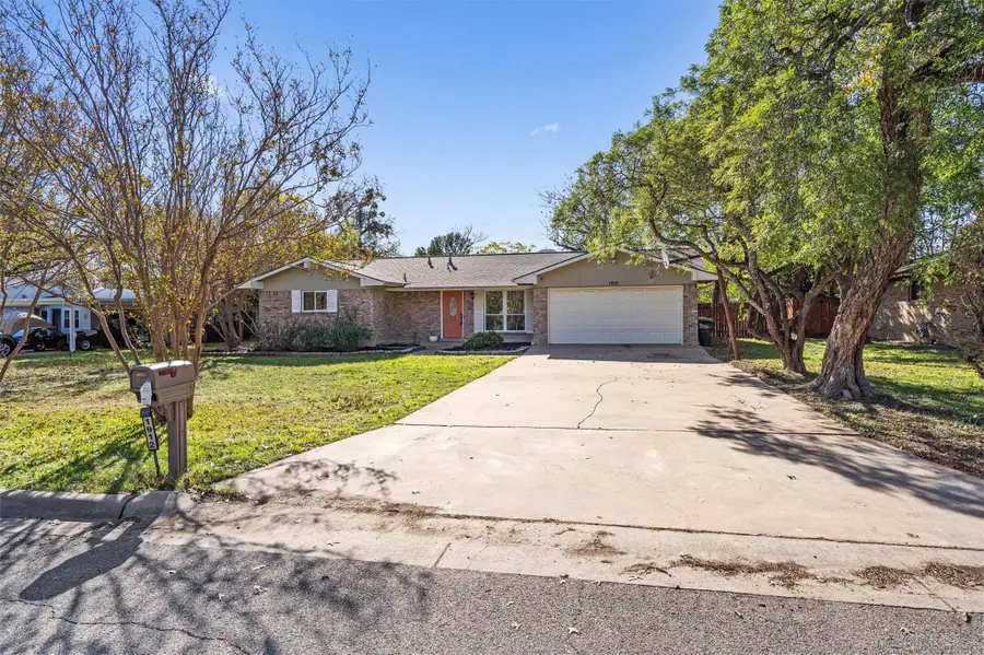 1912 Terry Ln, Georgetown, TX 78628 - Image #2