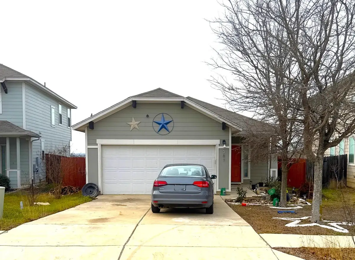 587 Twisted Oaks Ln, Buda, TX 78610 - #1