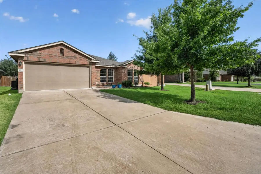 351 Foster Ln, Jarrell, TX 76537 - #3