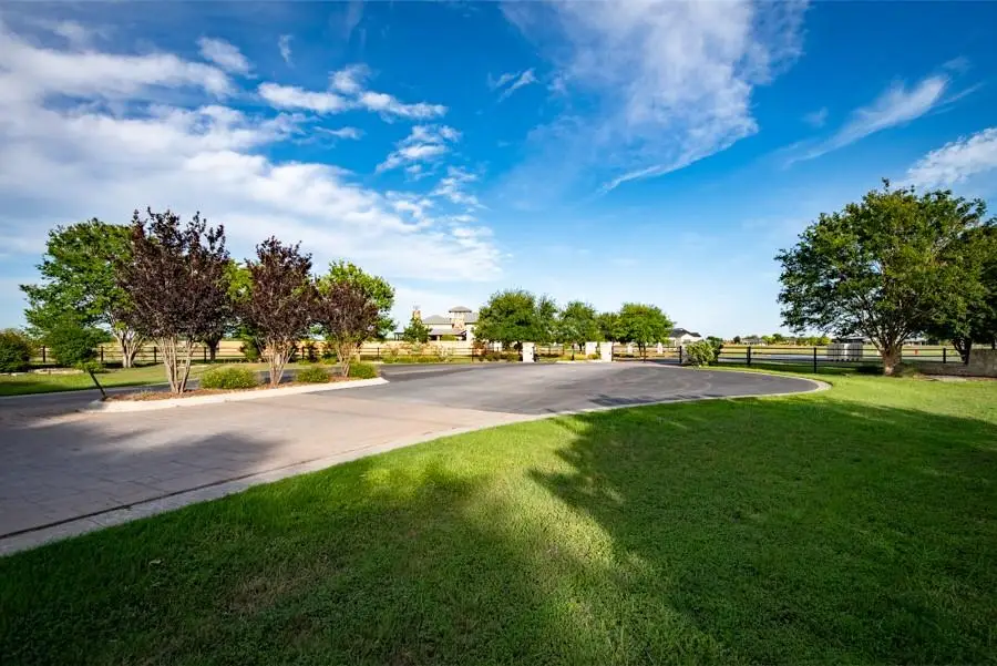 110 Rustic River Rd, Martindale, TX 78655 - Image #3