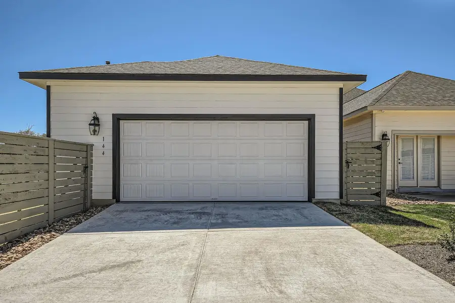 144 Adelton Blvd, Bastrop, TX 78602 - Image #2