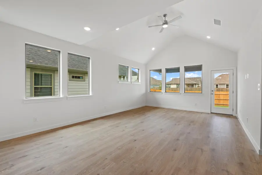 10910 Mystic Timber Dr, Austin, TX 78754 - #3
