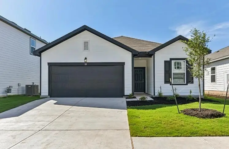 301 Sieders St, Taylor, TX 76574 - #1