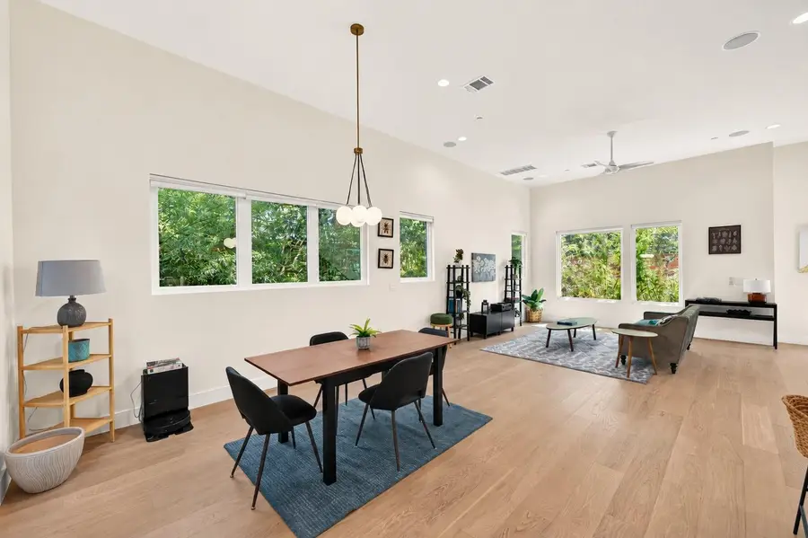 826 Morrow St #4, Austin, TX 78757 - #3