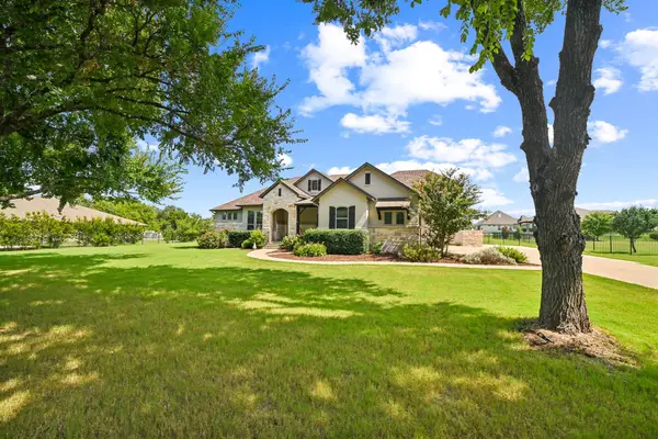 301 Umbrella Sky, Liberty Hill, TX 78642