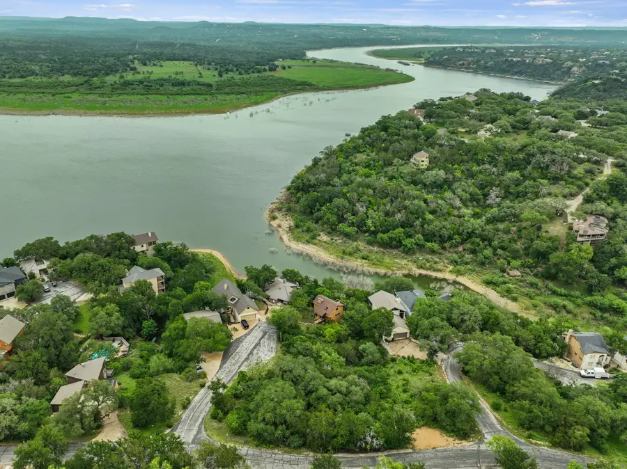 100 Center Cove Iii Loop, Spicewood, TX 78669 - #3