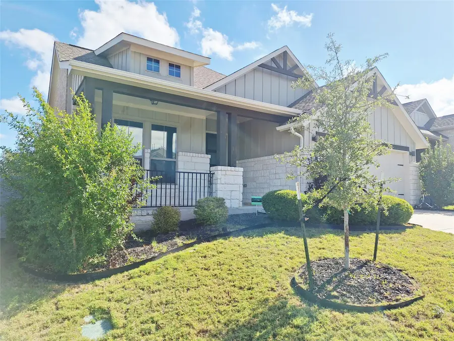 1104 River Vista Rd, Georgetown, TX 78628 - Image #2