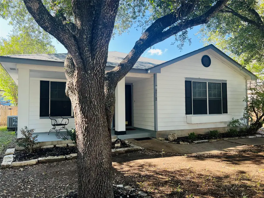 272 Tobin Dr, Buda, TX 78610 - #2