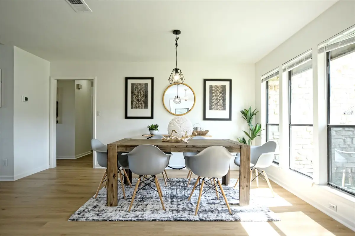 302 Seawind St, Lakeway, TX 78734 - Image #1