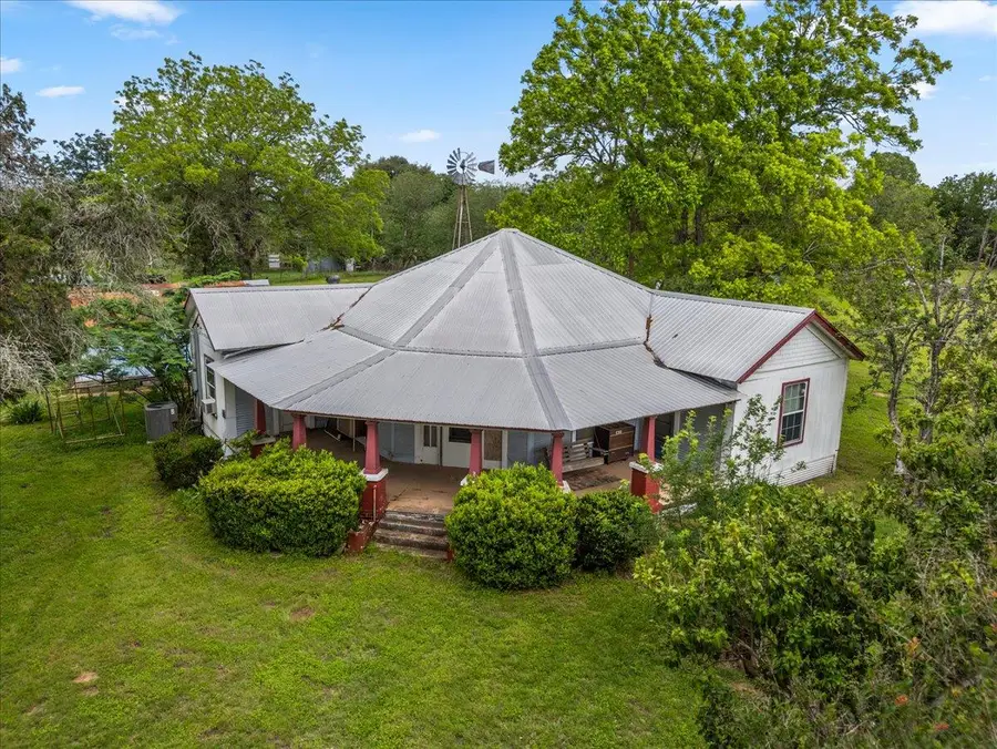 5612 Hwy 71 E, Smithville, TX 78957 - #3