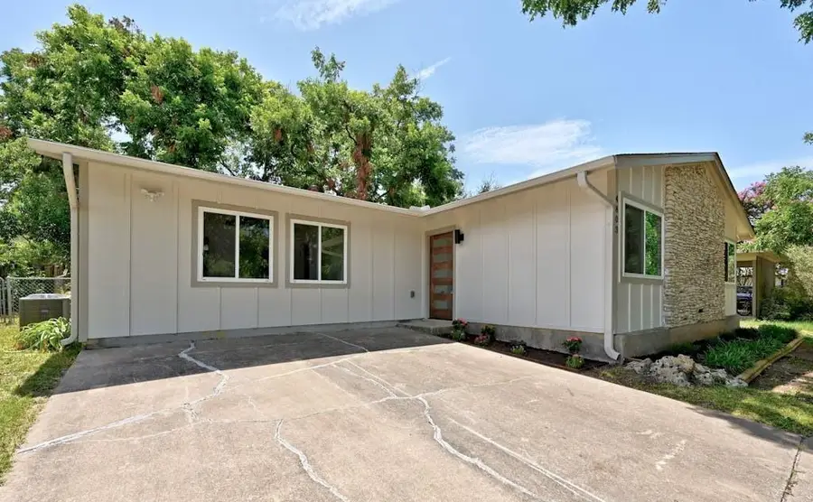 4803 Broadhill Dr, Austin, TX 78723 - Image #2