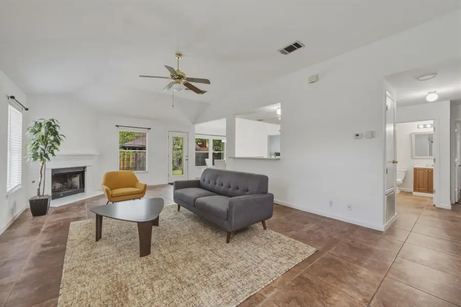1590 Brandi Cir, Kyle, TX 78640 - #2