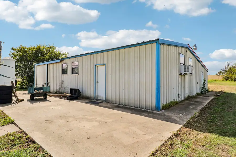 340 Park Meadow Dr, Jarrell, TX 76537 - #3