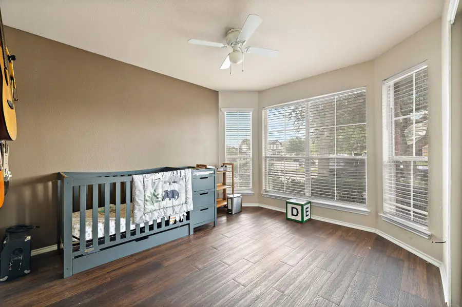 602 Creston St, Hutto, TX 78634 - #3