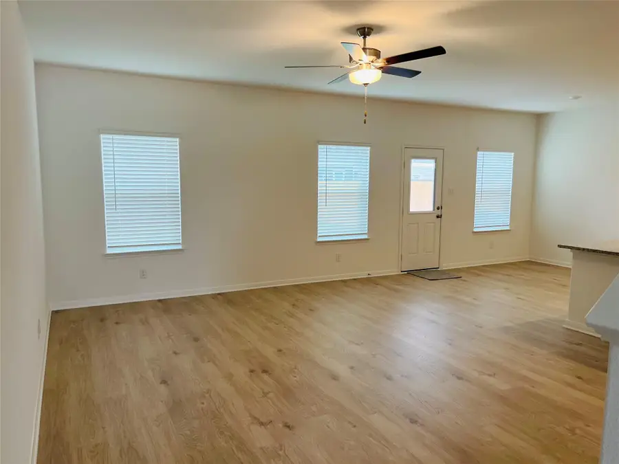 253 Fairlawn Way, Maxwell, TX 78656 - Image #2