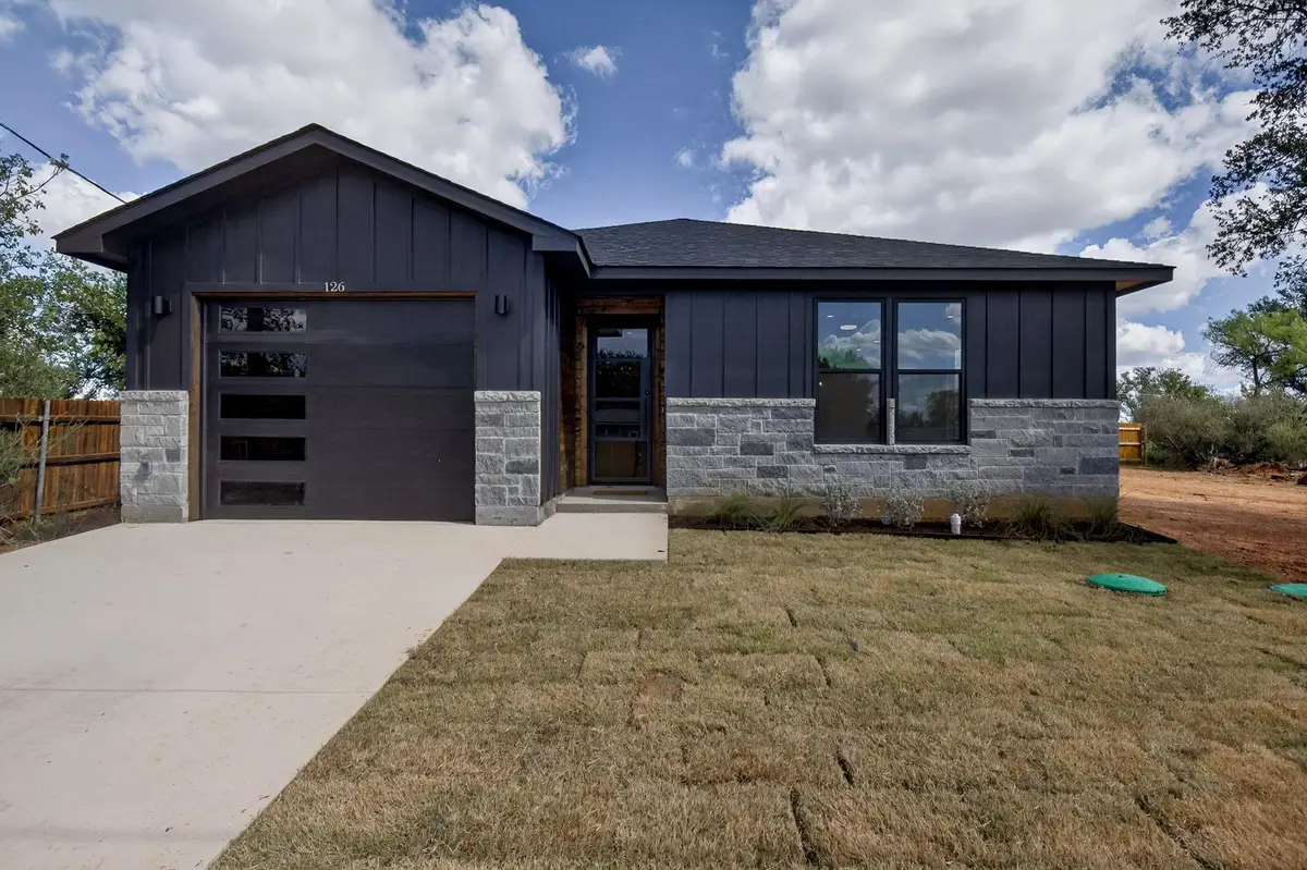 126 W Maple Dr, Granite Shoals, TX 78654 - #1