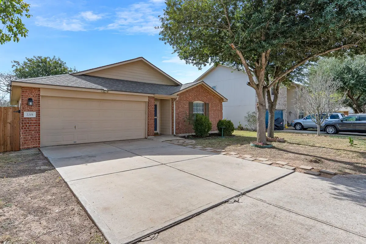 2201 Whistling Way, Taylor, TX 76574 - Image #1
