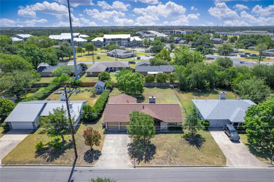 404 E Central Dr, Georgetown, TX 78628 - #2