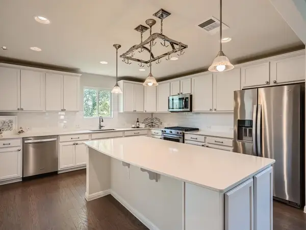 419 Holiday Creek Ln, Georgetown, TX 78633