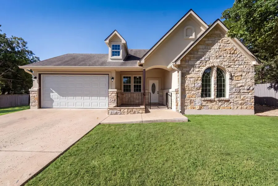 263 Indian Oak Dr, Bastrop, TX 78602 - #3