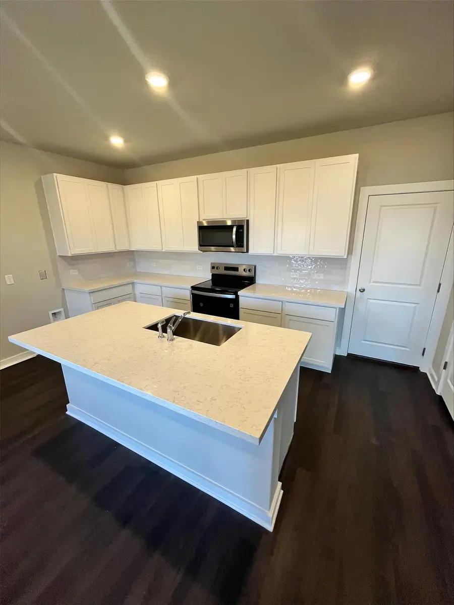 301 Memita Rd, Jarrell, TX 76537 - Image #2