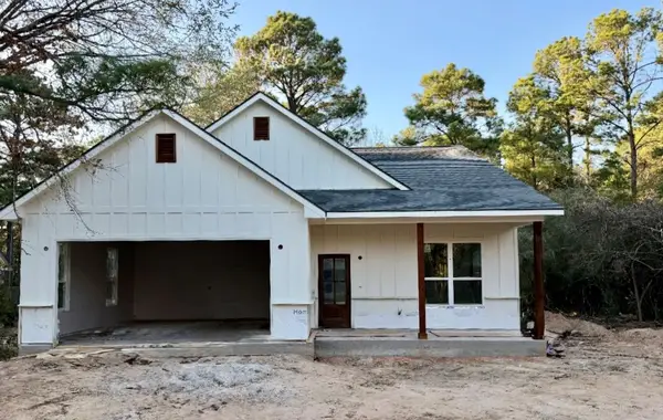 104 Pony Grass Ln, Bastrop, TX 78602