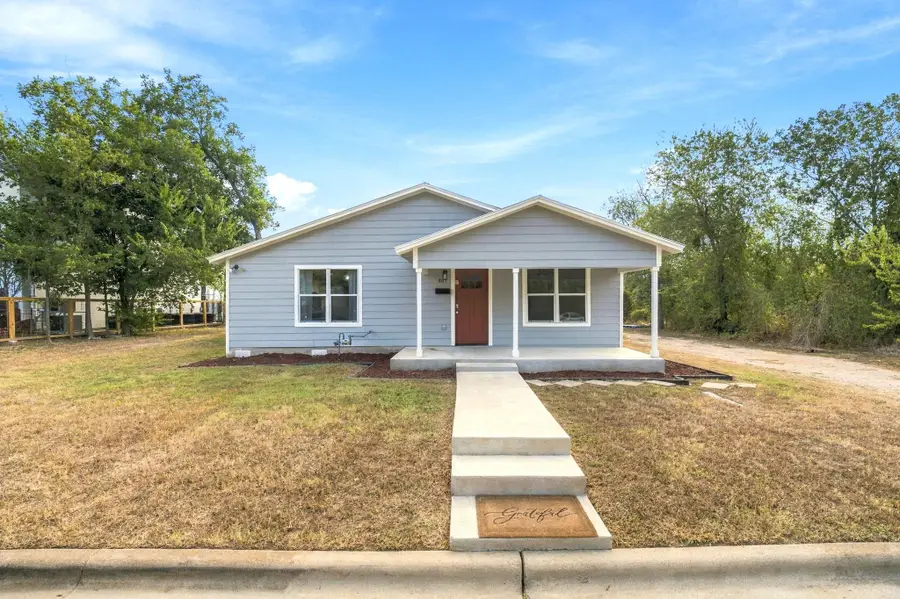 805 Haysel St, Bastrop, TX 78602 - #2