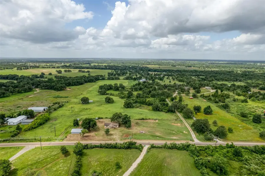 307 N County Line Rd, Elgin, TX 78621 - Image #3