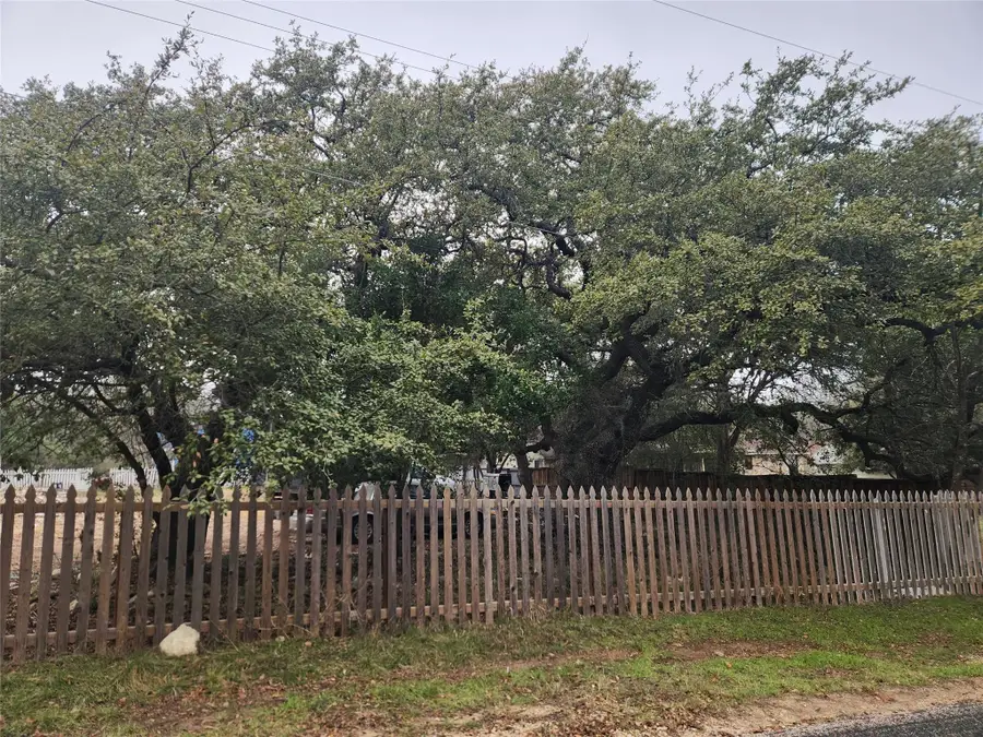 9605 Saugus Ln, Austin, TX 78733 - Image #2