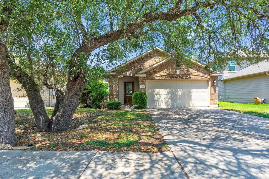 204 Chickadee Ln, Leander, TX 78641 - Image #2