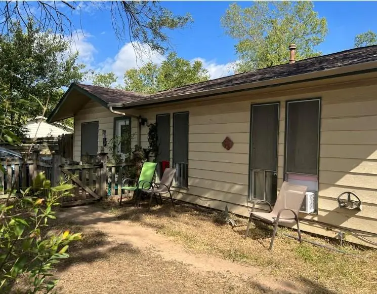 6112 Larch Ter, Austin, TX 78741 - #1