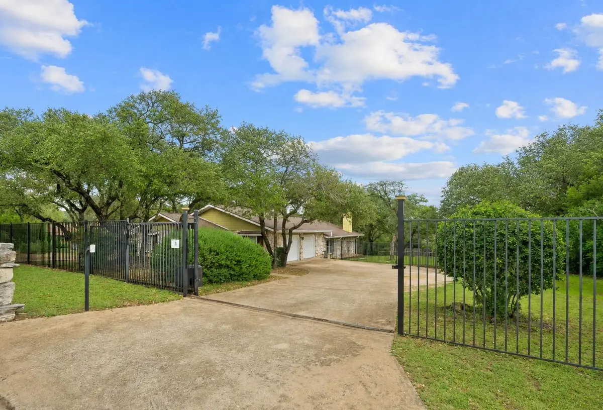 1211 Falcon Ledge Dr, Austin, TX 78746 - #1