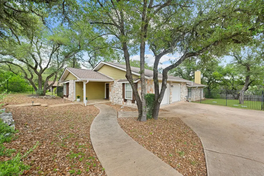 1211 Falcon Ledge Dr, Austin, TX 78746 - #2