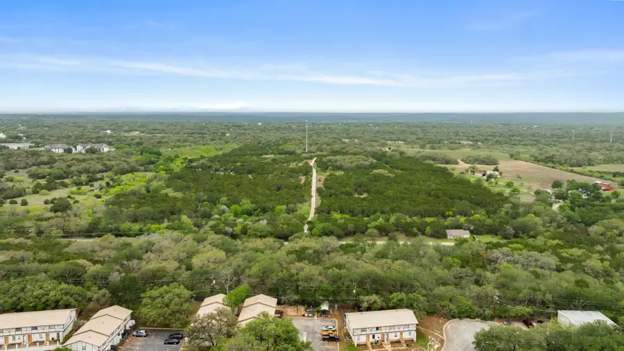 175 Eastwood Ln, San Marcos, TX 78666 - #2