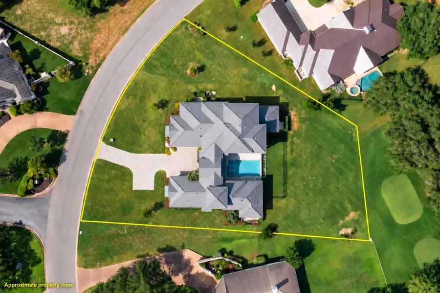 27009 Masters Pkwy, Spicewood, TX 78669 - #2