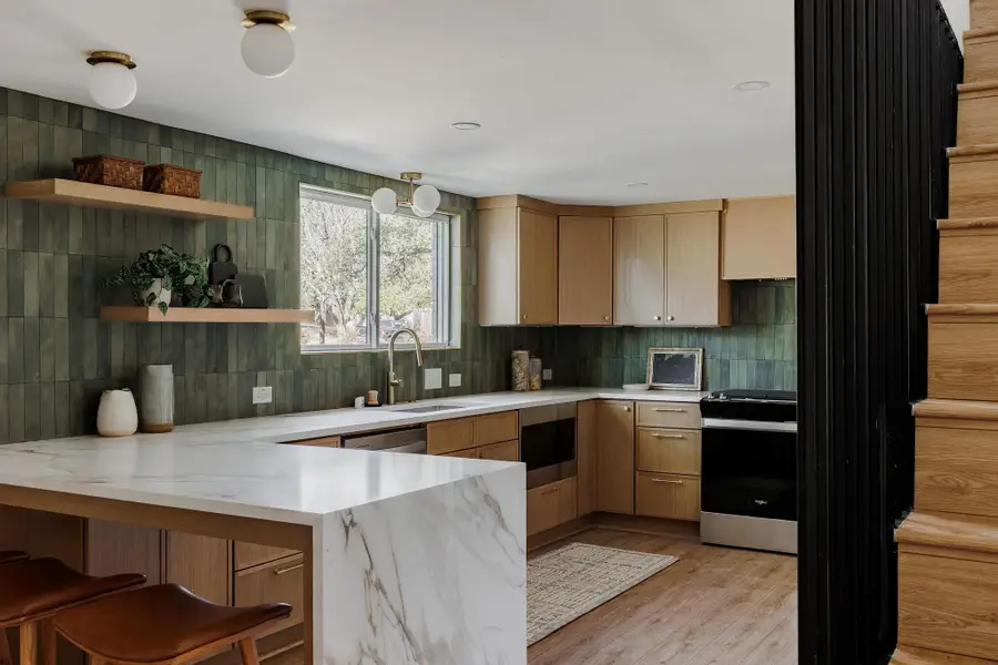 11403 Circle Bend Dr, Austin, TX 78758 - Image #2