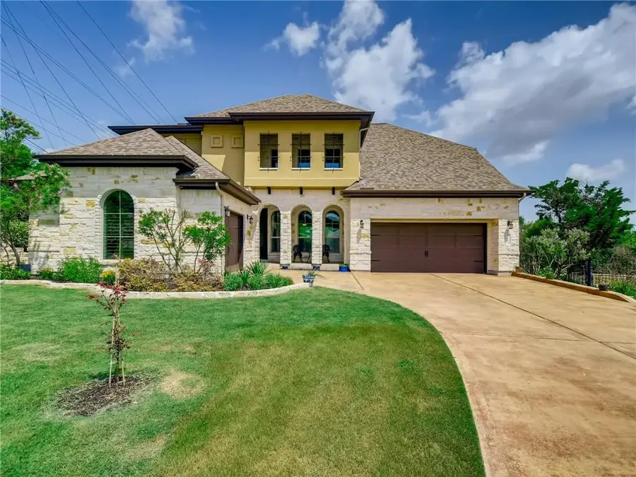 215 Woodlands Ct, Lakeway, TX 78738 - #2