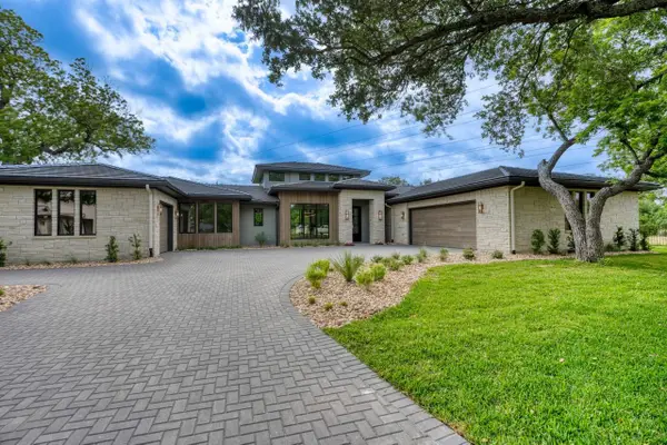 106 Edwards Cir, Horseshoe Bay, TX 78657