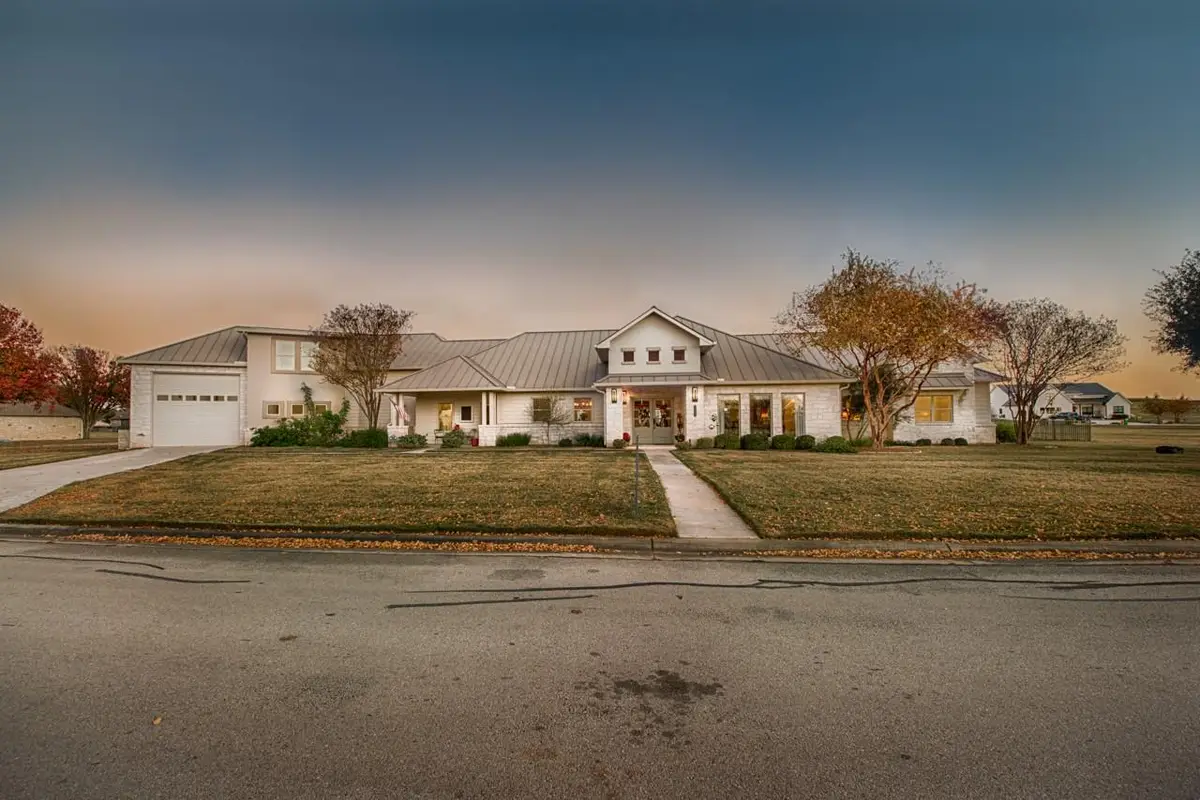 1600 Legends Pkwy, Kingsland, TX 78639 - Image #1