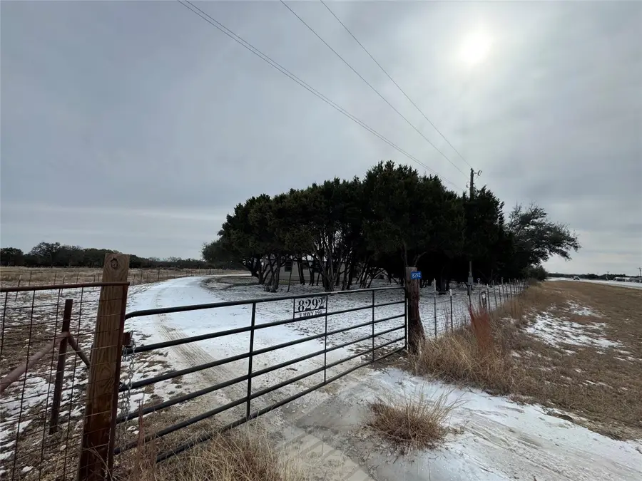 8190 E Highway 190 Highway #E, Lampasas, TX 76550 - #2