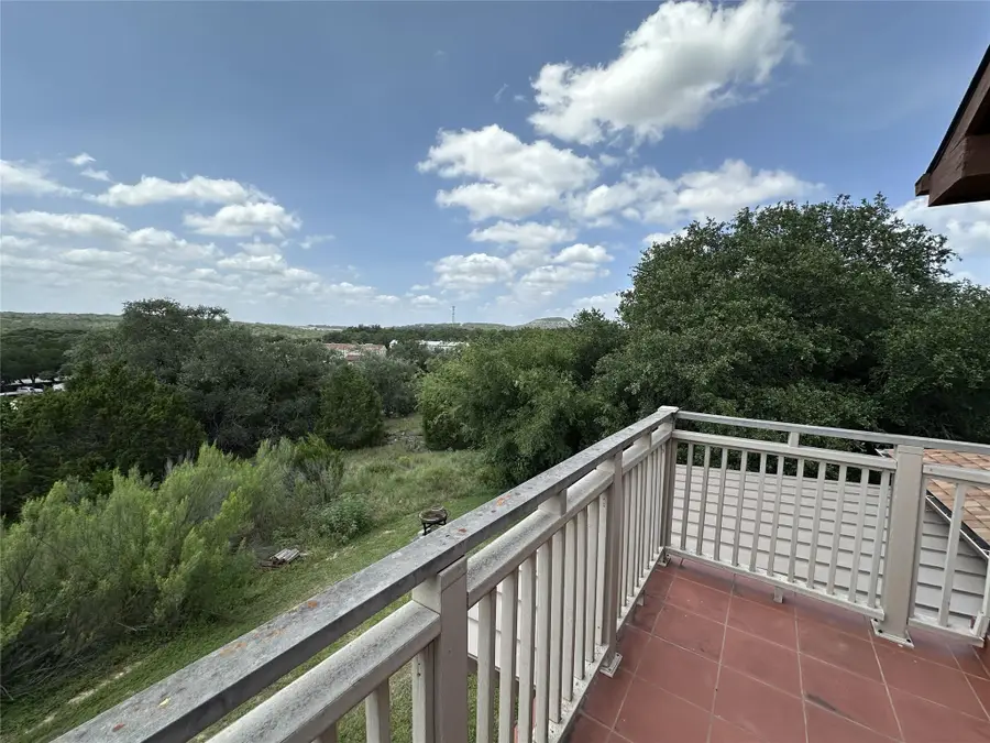 134 Clearwater Ct #8, Canyon Lake, TX 78133 - #2