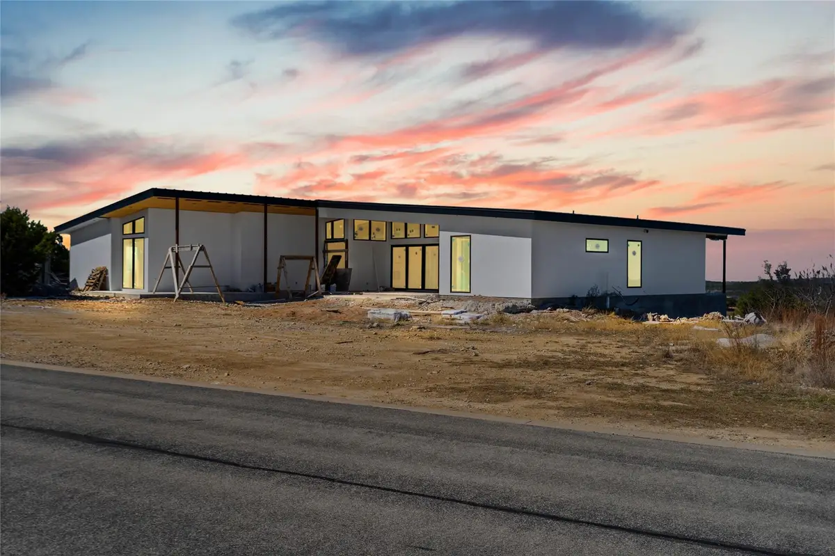 516 Bosque Trl, Marble Falls, TX 78654 - #1