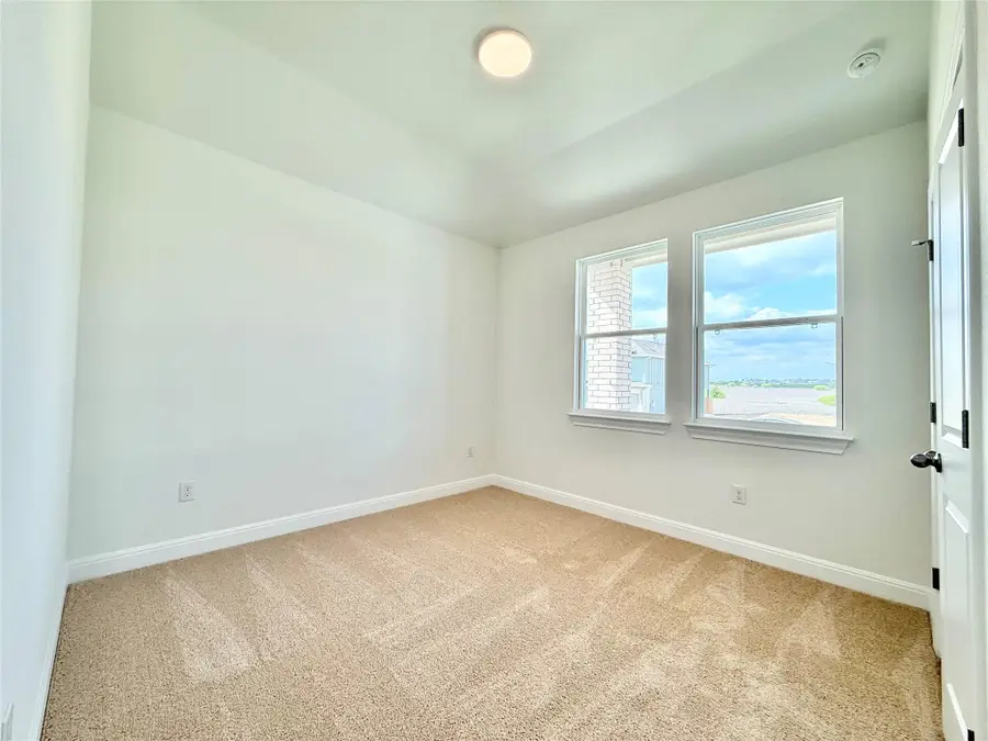 461 Young St, Buda, TX 78610 - #3