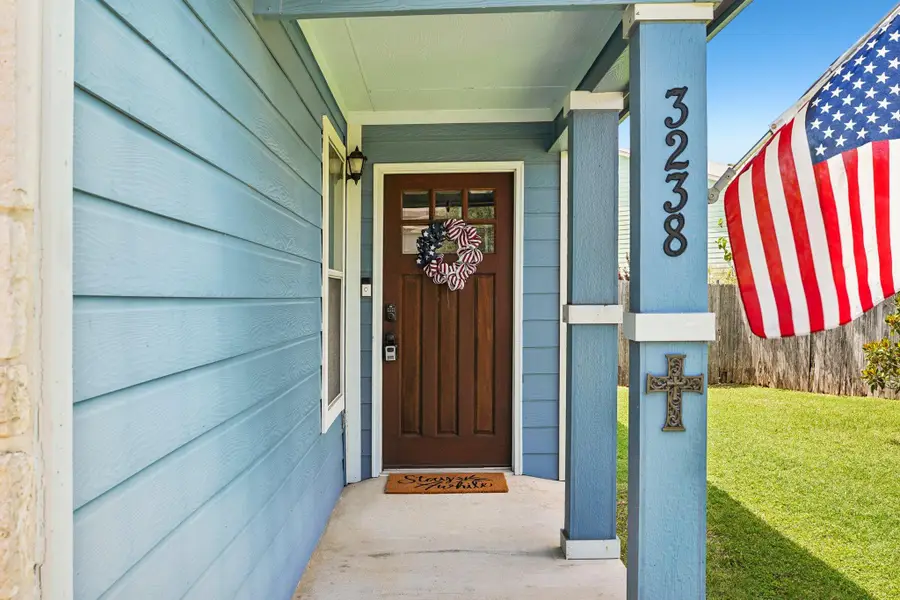 3238 Northwest Blvd, New Braunfels, TX 78130 - Image #2